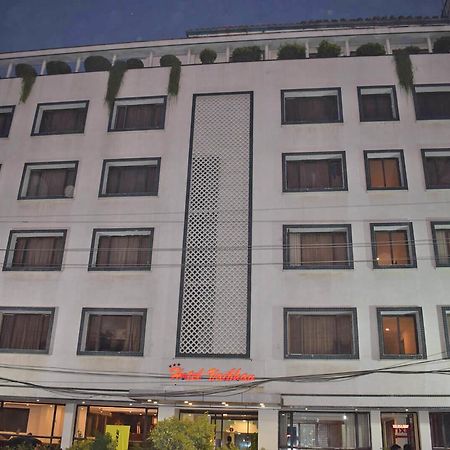 Hotel Vaibhav Варанаси Екстериор снимка
